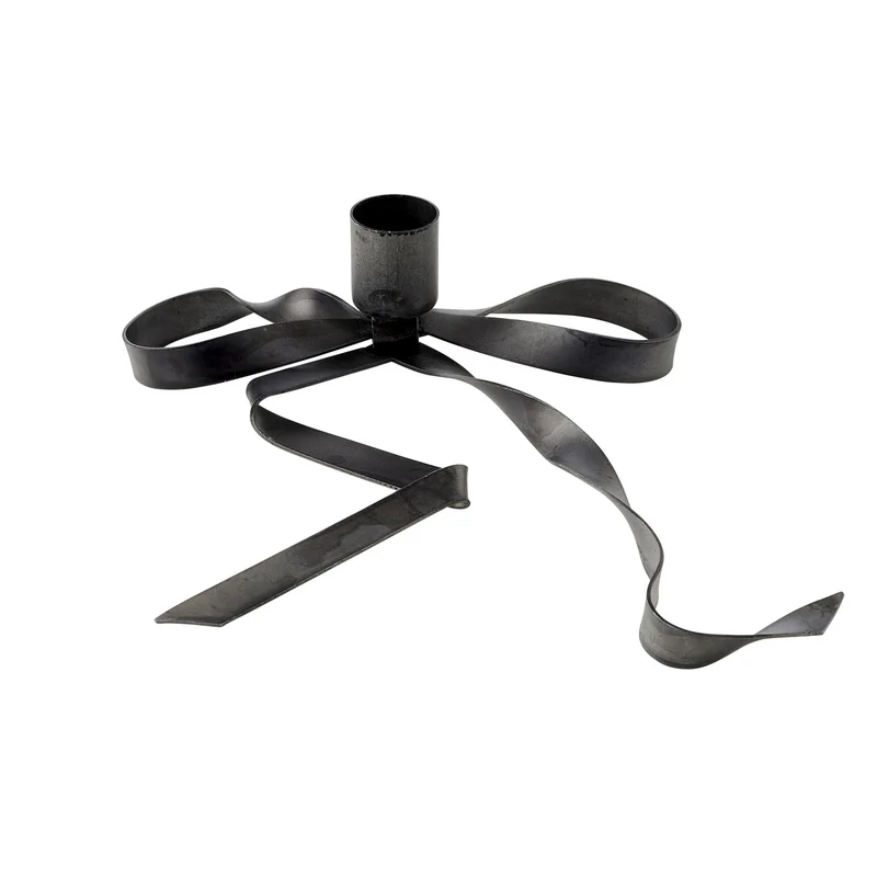 Bovinne stearinljusstake 15x15x4.5 cm.