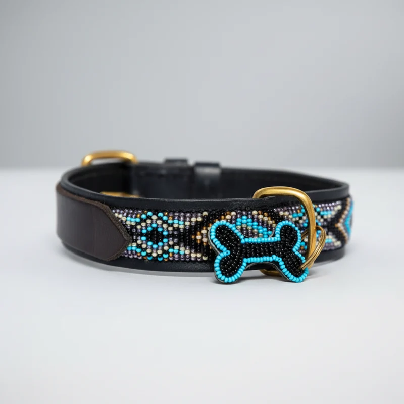 Kampuni Perle Hundehalsbånd - Håndlaget Okseskinn fra Kenya 61 x 3,8 cm