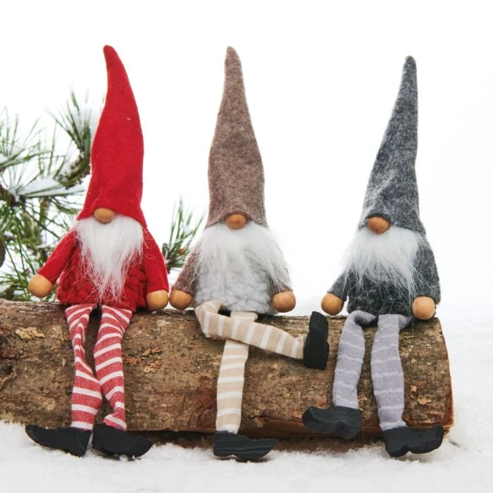 Tomte med hängande ben 25 cm