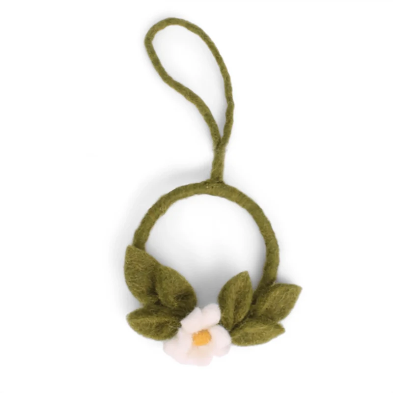 Small Simple Flower Wreath Hanging Decoration by Gry & Sif