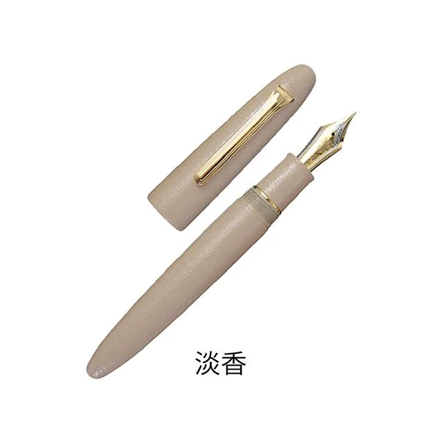 Sailor reservoarpenna Traditionell lackkonst Iromiyabi reservoarpenna Lätt doft Medium 10-1584-417