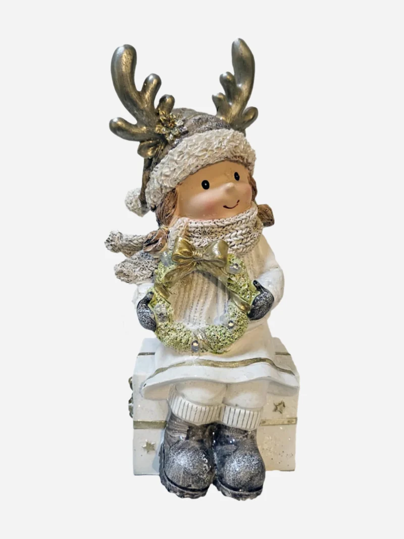 Julebarn med Krans og LED-lys - Kremhvit & Gull 26 cm