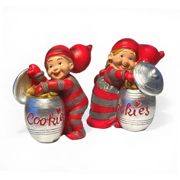 Bäbistomte med cookies