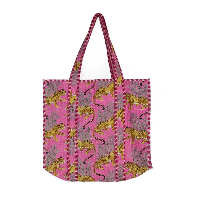 Kantha tygväska - Pink Leopard