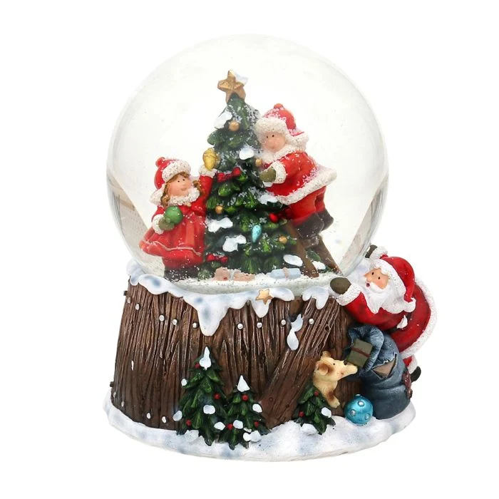 Snöglob Julgran dekoreras