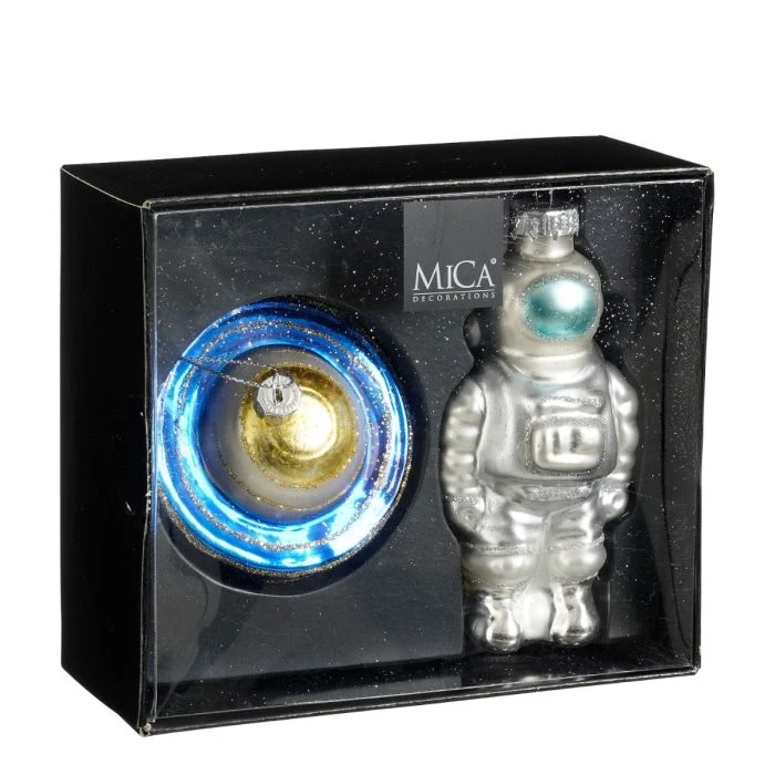 Julkulor i set astronaut