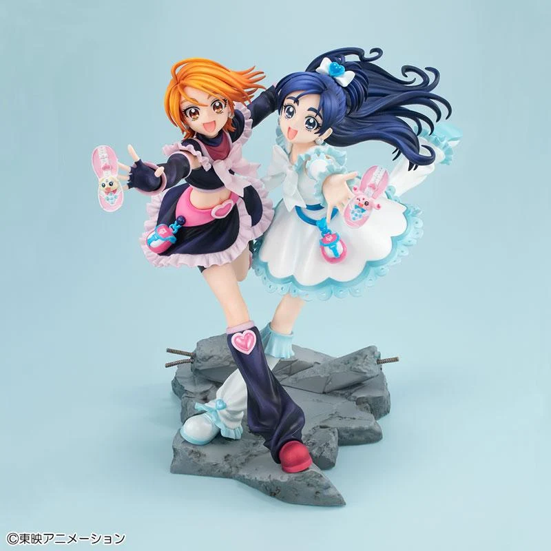 Lucrea Futari från Pretty Cure Cure Black & Cure White Figur Megahouse