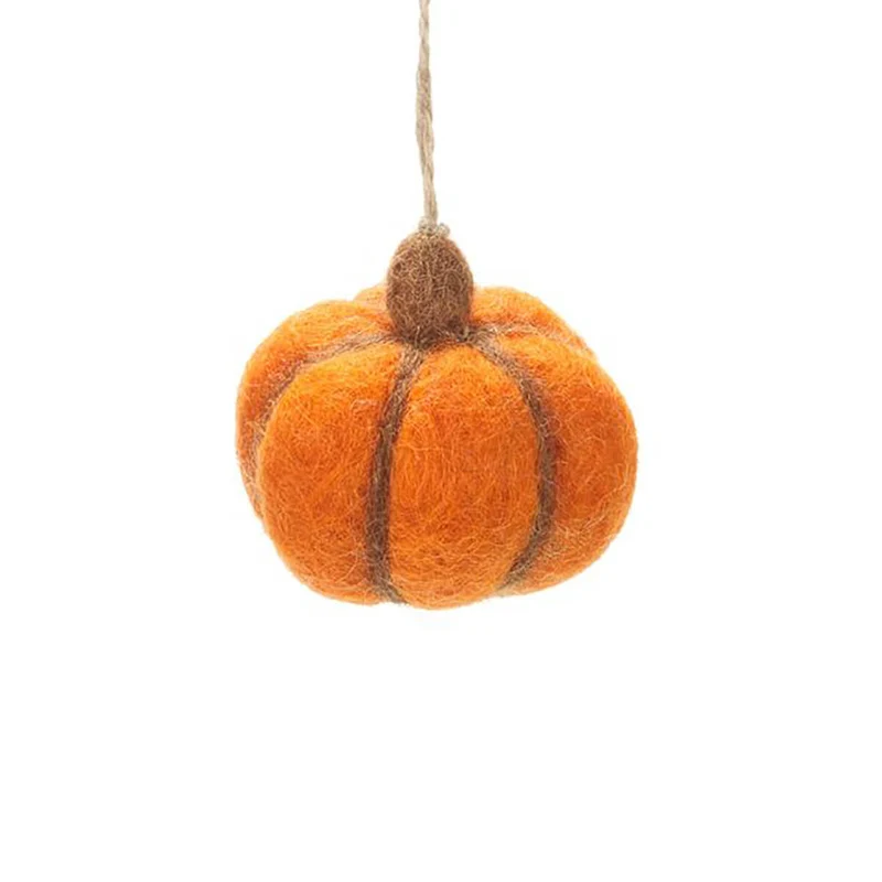 Pumpkins Hanging Halloween Decorations by Felt So Good