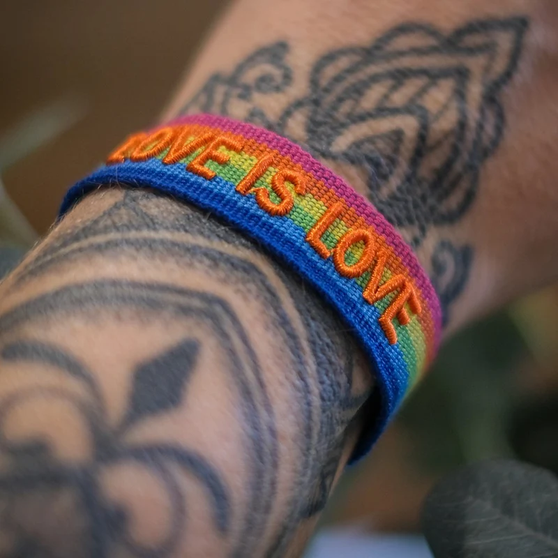 Boho-armband: love is love